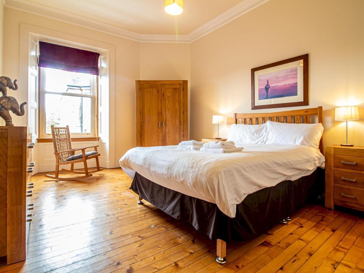 Pass The Keys Beautiful And Bright Georgian Style Morningside Apartment Edinburgh Dış mekan fotoğraf